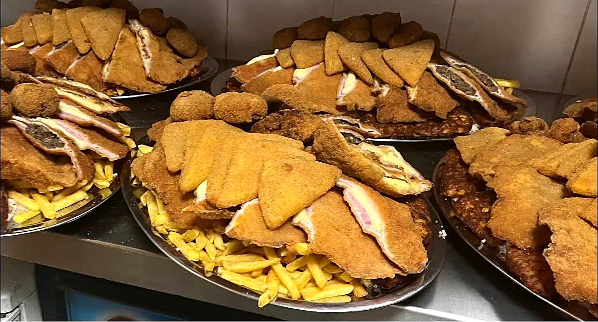 Bőségtálak sült burgonyával a Mátyás Ranch Étteremben